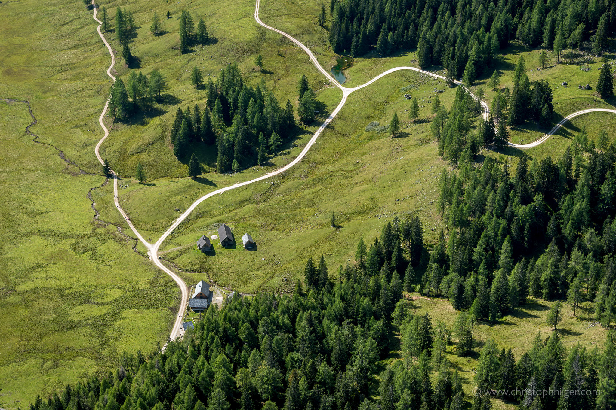 Die Wurzeralm aus der Vogelperspektive vom Stubwiesgipfel aus